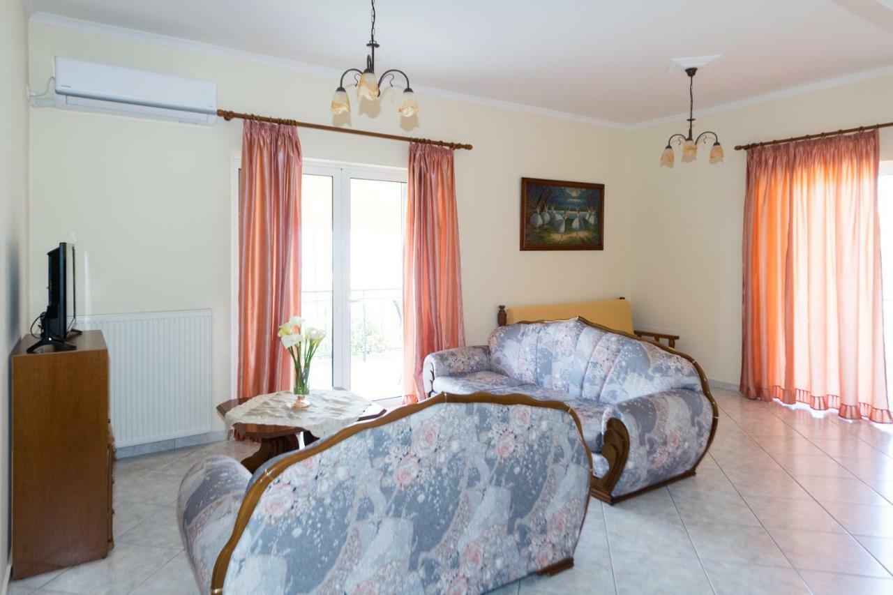 Vithos Apartment Каламата Экстерьер фото